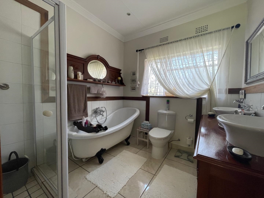 4 Bedroom Property for Sale in Potchefstroom South North West